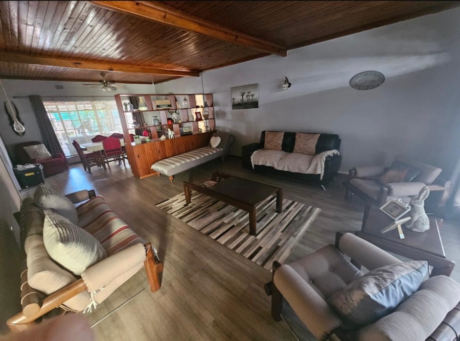 4 Bedroom Property for Sale in Windsor Park Eastern Cape